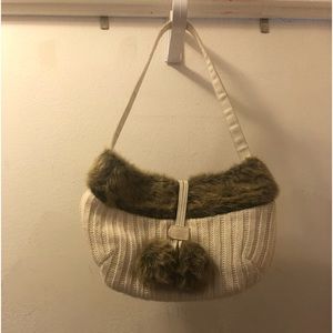 NEW White knit tote handbag with faux fur